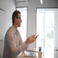 Hoe ziet een dag als senior business consultant eruit?